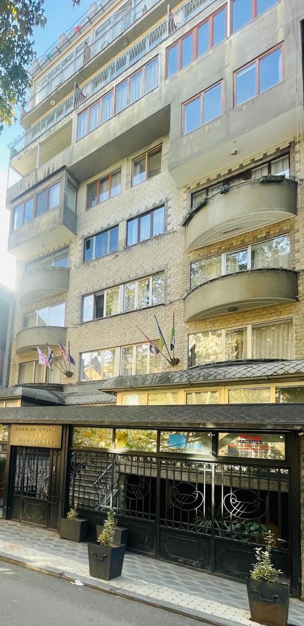 Hotel Four Seasons Тбилиси Экстерьер фото